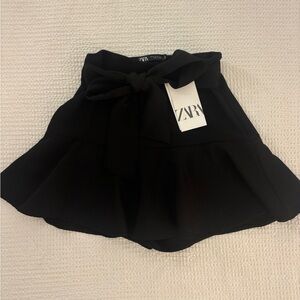 Zara Women's Black Flowy Skort with Bow Tie